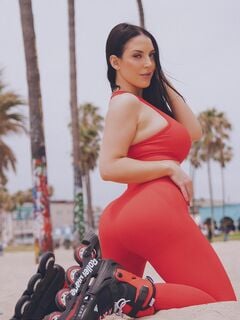 Angela White